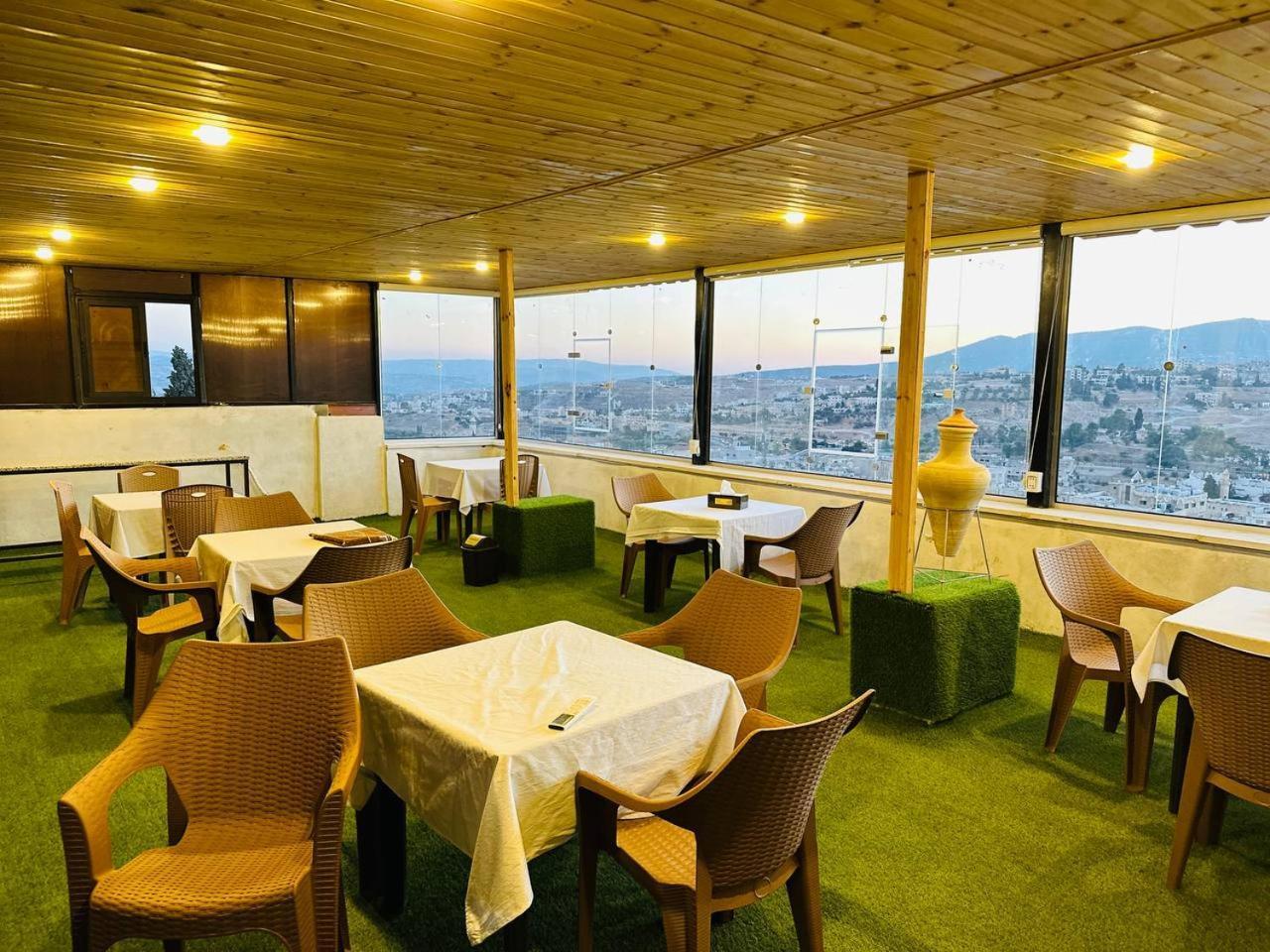 Dream House Hotel Jerash 제라시 외부 사진