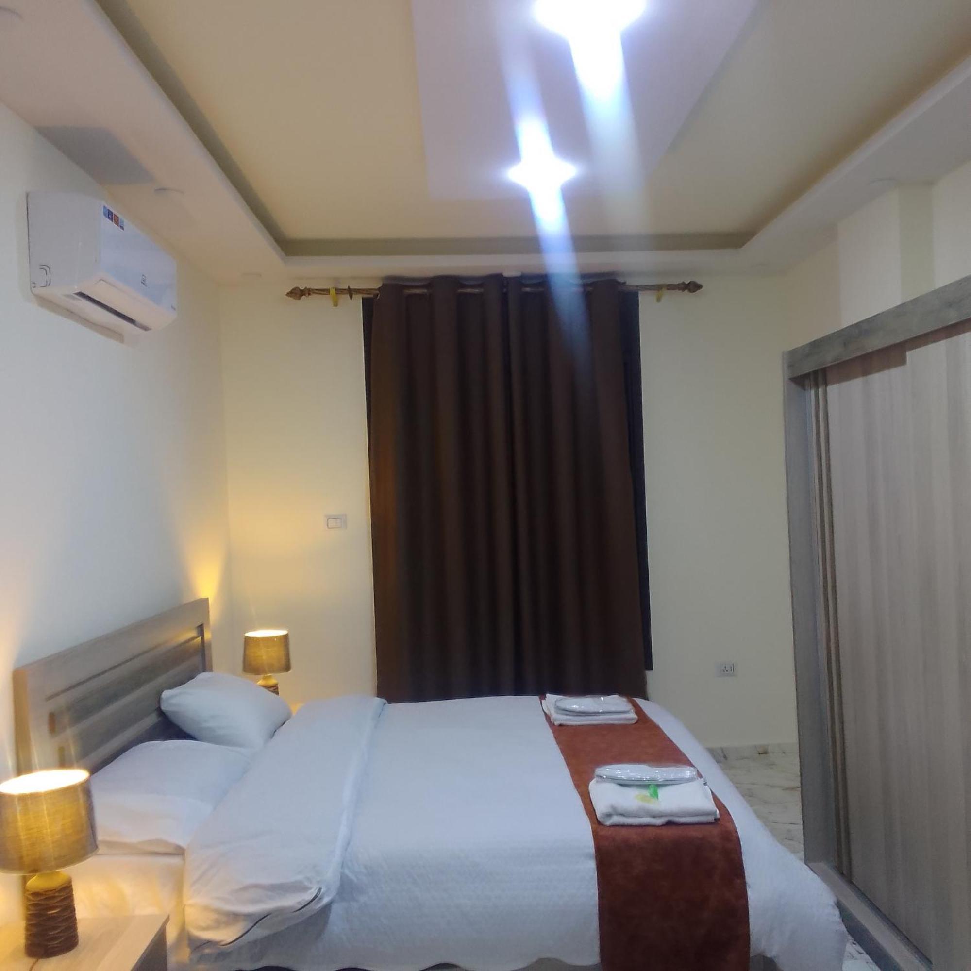 Dream House Hotel Jerash 제라시 외부 사진